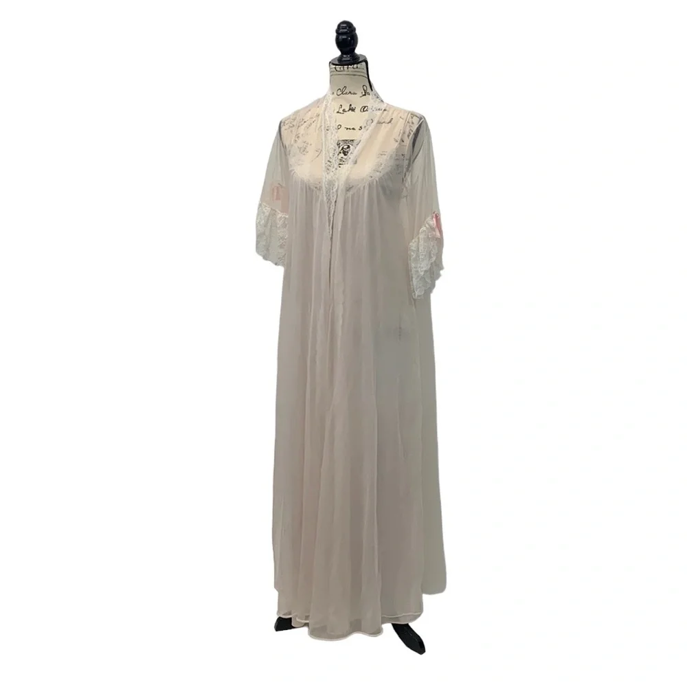 Vintage Val Mode Pink White Peignoir Gown 2 PCS SHEER Nightgown Robe Size Petite